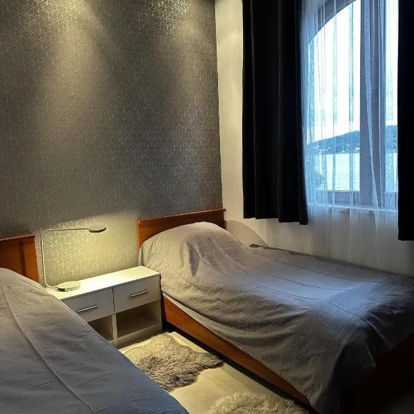 Apartment Frankie's Place, hotel v destinaci Zaton