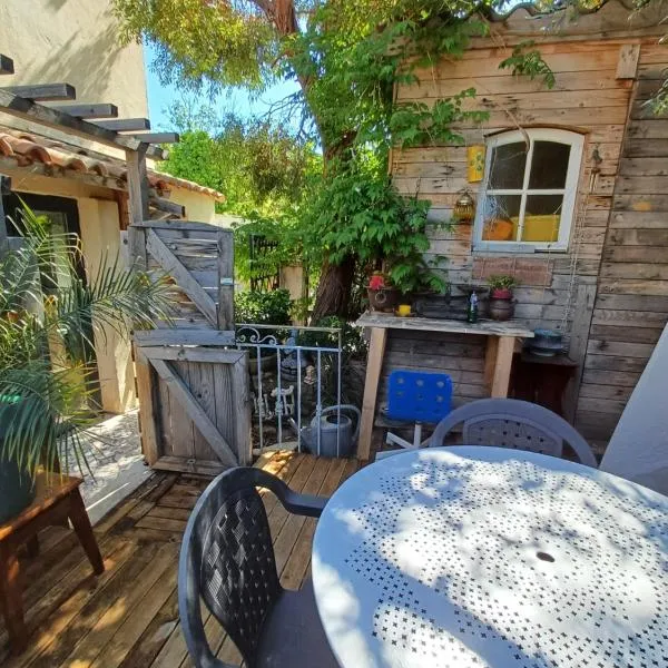 Le toit du monde, hotel in Ceyreste