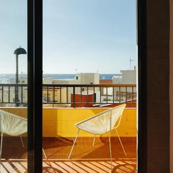 Hidalga Piso con terraza y vistas al mar, hotel v destinaci Puertito de Güímar