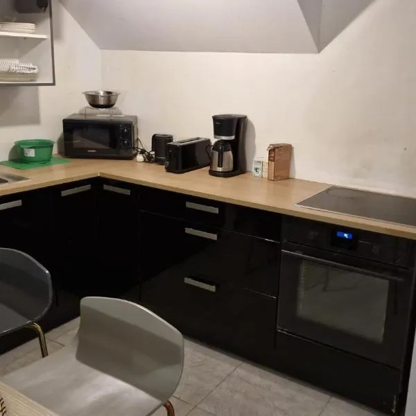 T3 Cosy - 4 personnes a 5 min de Rennes, hotel in Noyal-Châtillon-sur-Seich