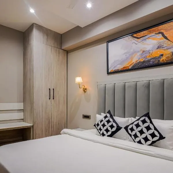 Clubhouse Hotel by CheckIn Chandigarh Mohali, Hotel in Kharar