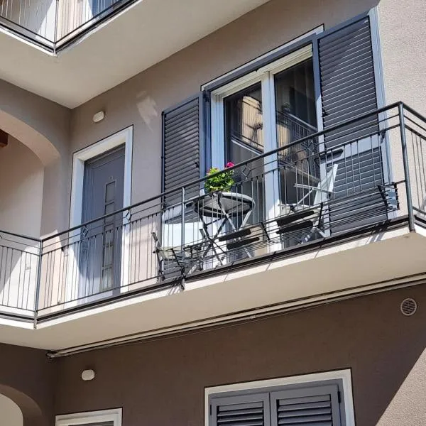 Residence JASMIN 1P, hotel v destinaci Turate
