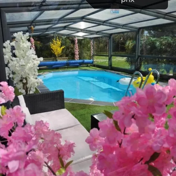 A l'Orée du Parc, hotel Saint-Priest-des-Champs városában