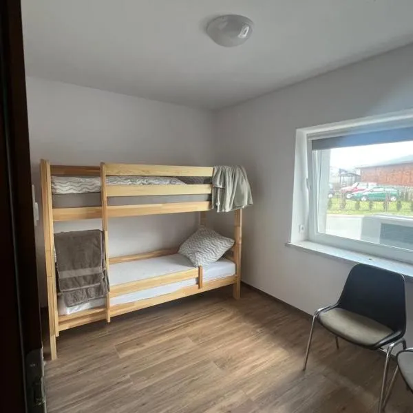 Bestdrive Pokój 3, hotel in Babienica