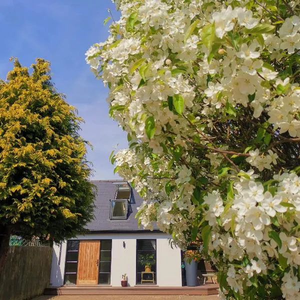 Hastings Casita, 'little house' self contained garden lodge, close to town and seafront, hotel en Hastings