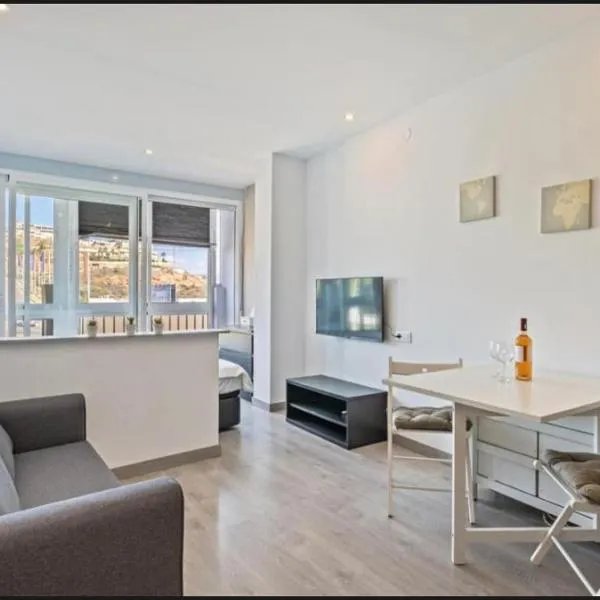 Cala de Mijas Beach & Golf Studio, hotel in La Cala de Mijas