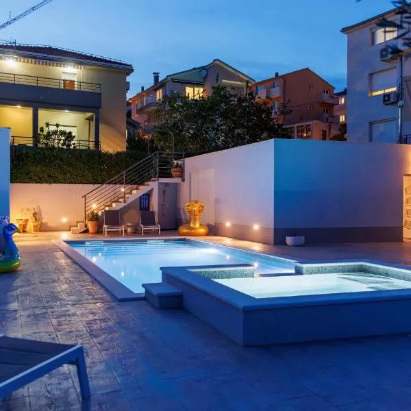 Fantastic house, hotel v destinaci Podstrana
