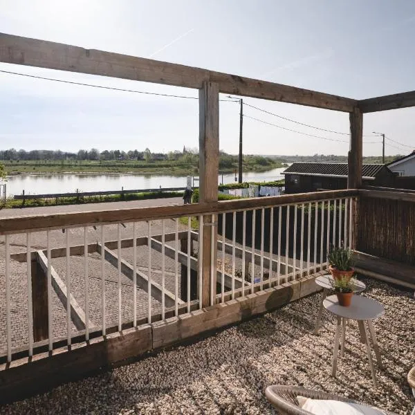 Maas Suites (Maastricht - Lanaken), hotel v destinaci Lanaken