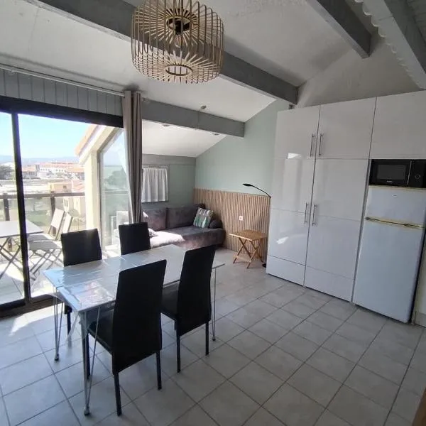 Appartement en bord d'étang, hotel en Le Barcarès