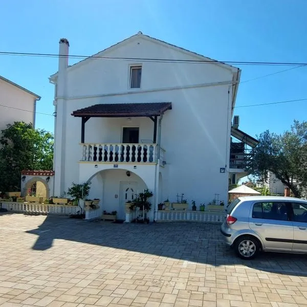 Villa Vilma, hotel v destinaci Sukošan