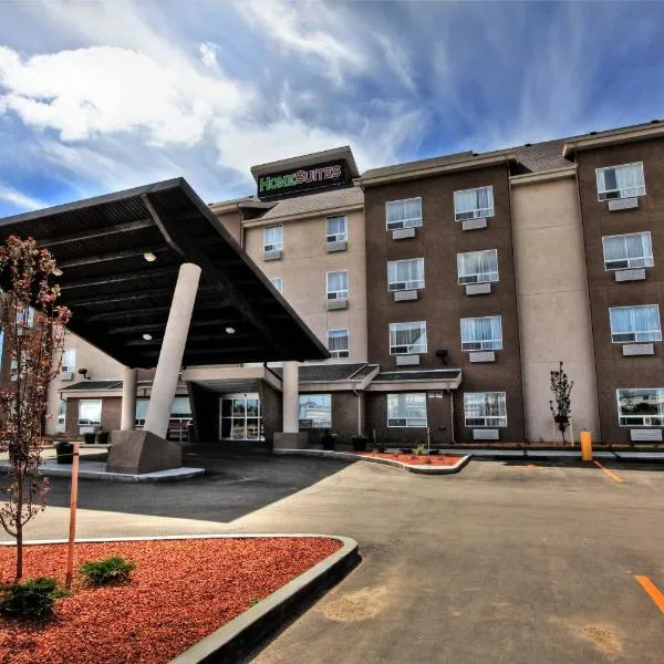 HomeSuites by D3H, hotel di Pilot Butte