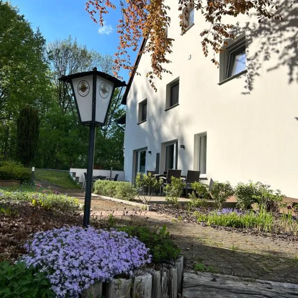 Ferienwohnung Spitze Warte, hótel í Rüthen