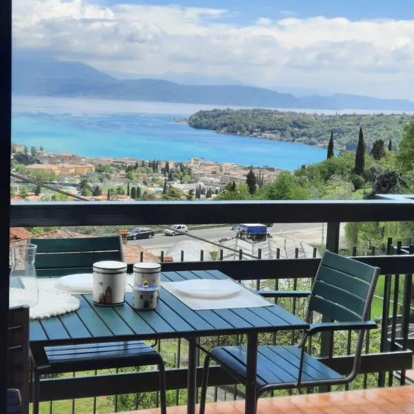 Lake Breeze Salò, hotel in Salò