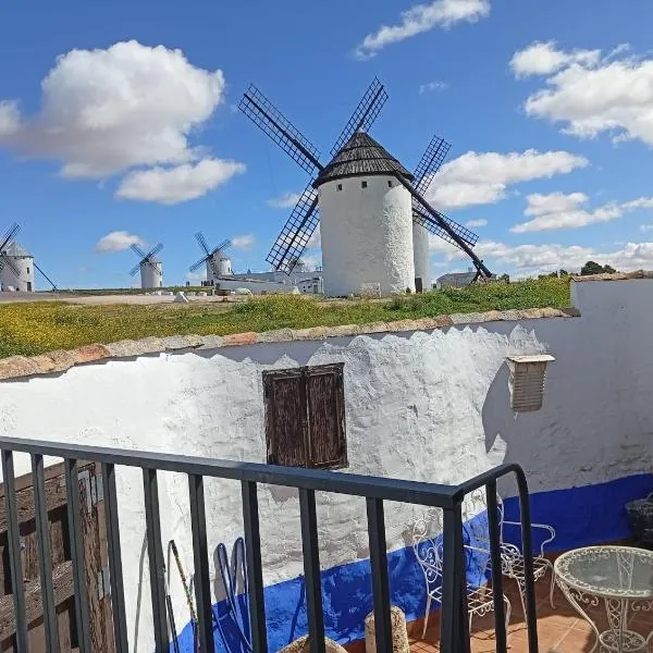 Casa Cueva EL ATARDECER, hotel v destinácii Campo de Criptana