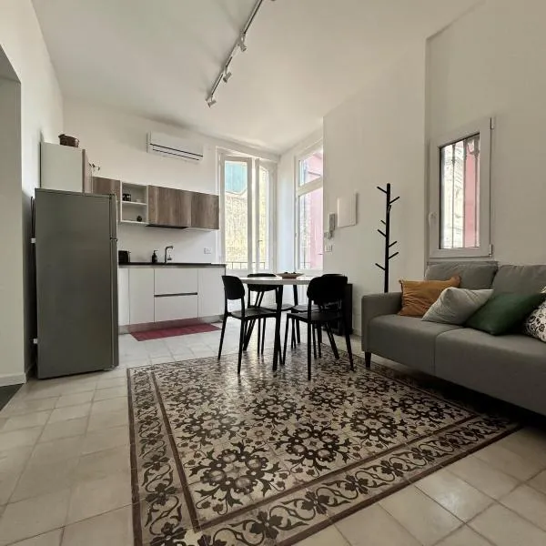 Sunshine Apartment Acireale, hotel v destinaci Acireale