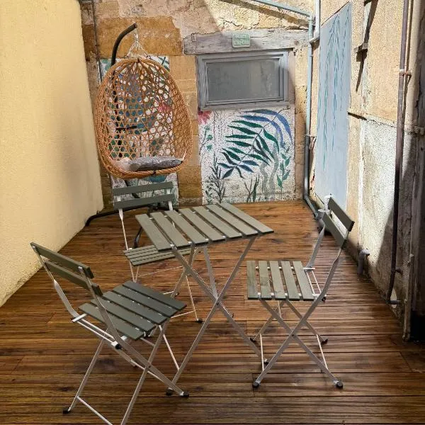 Le Renaissance Appartement au cœur de Langres, hotel v destinácii Langres