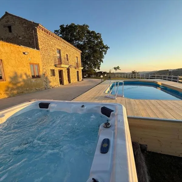 Za Teresa - Napoleonic Private Resort & Spa - Entire Property – hotel w mieście Giuliano Teatino