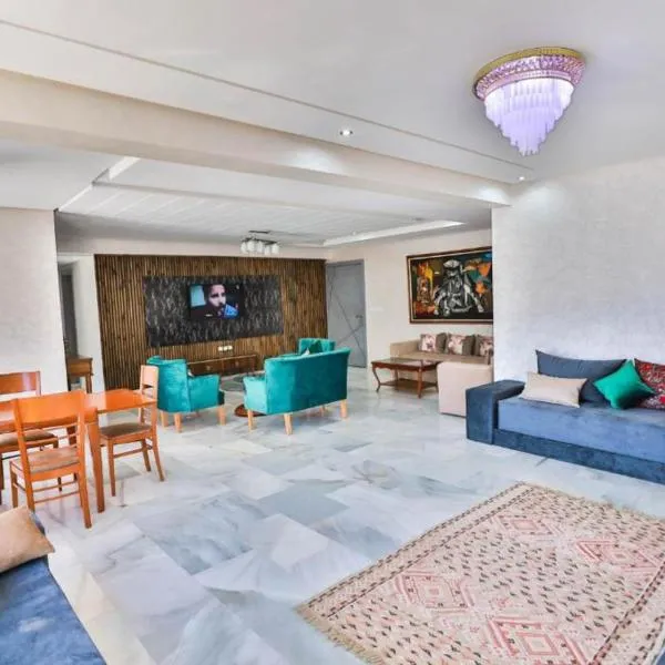 Appartement Fes - Golden Luxury Suite, hotel in Fès