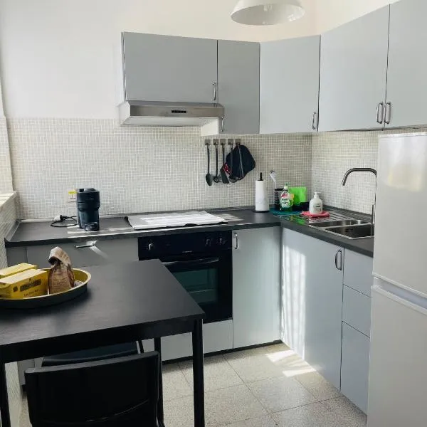 Casa RODA Umbria 1Km da Toscana, hotel v destinaci Castiglione del Lago