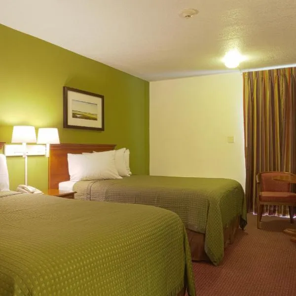 Marina Inn & Suites Chalmette-New Orleans, hotel en Venetian Isles