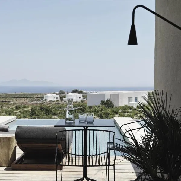 Magma Resort Santorini, In The Unbound Collection By Hyatt, hotel in Vourvoulos