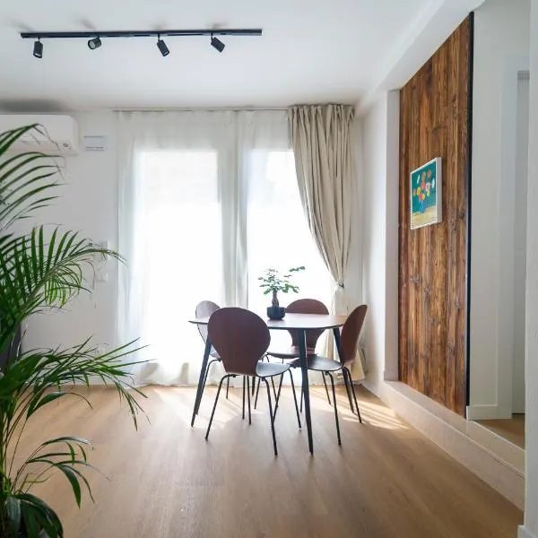 Ca Glera - Vintage Design Apartment, hotel Revine Lagóban