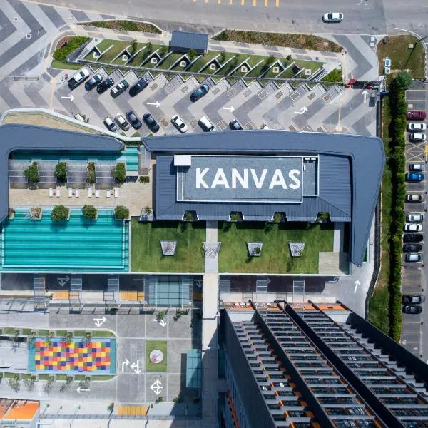 CyberLux Escape I Netflix I WiFi I Kanvas Soho, hotel in Cyberjaya