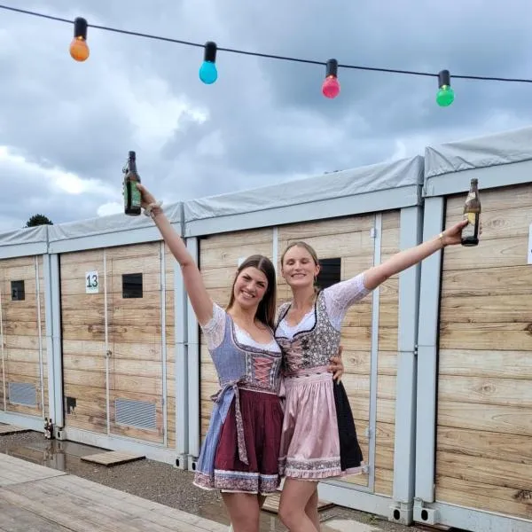 Oktoberfest Wiesn Camp Lodge, hotel v Mnichově