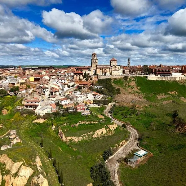 Apartamento Ronda San Antón, hotel v destinácii Toro