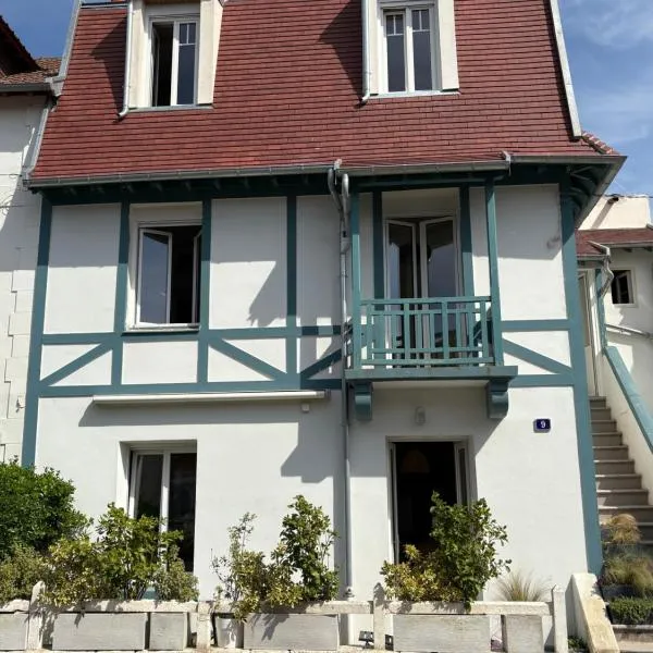 Magnifique maison au bord de la mer, hotel in Le Touquet-Paris-Plage