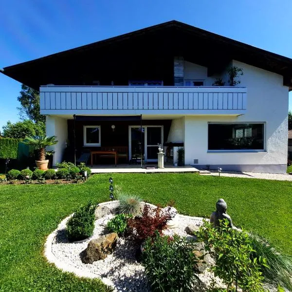 Haus Broni, hotel in Prem