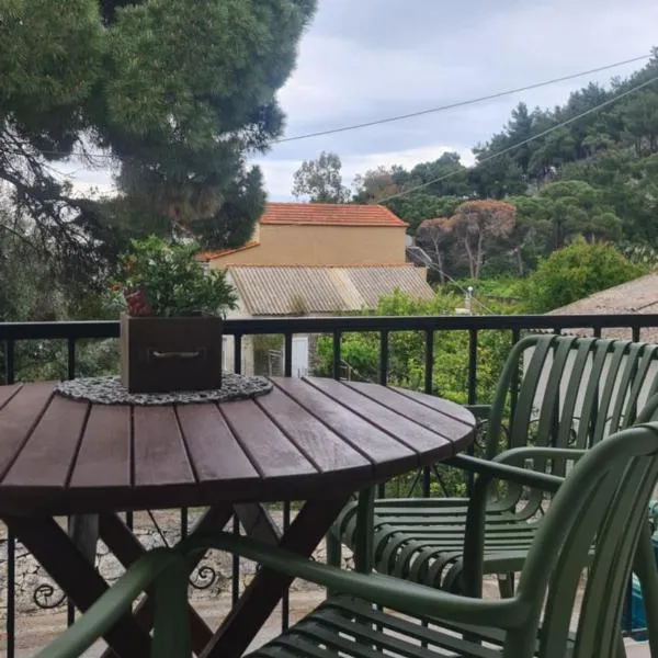 Dinospito, hotel v destinaci Chios