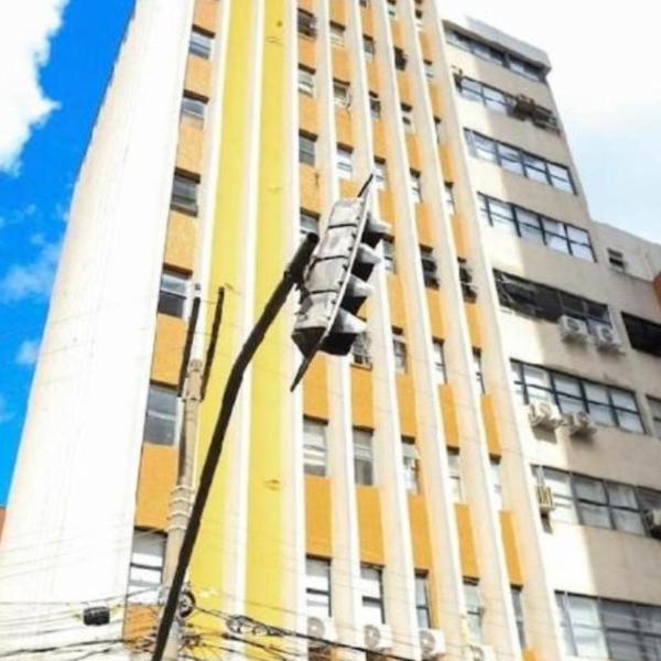 08 - ESTÚDIO CONFORTÁVEL na Savassi com Área privativa, Cozinha completa e Vaga de garagem