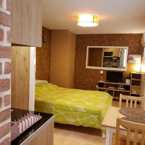 Athens Glyfada Studio, Hotel in Athen