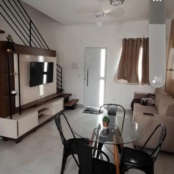 casa ipê sobrado Pindamonhangaba, Moreira César, hotel v mestu Pindamonhangaba