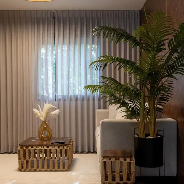 URBAN Modern accommodation in the Galilee, hotel en Kiryat Shemona