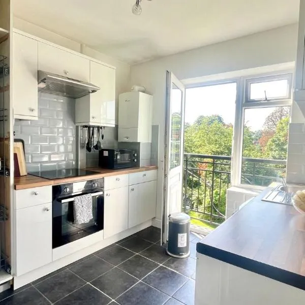 Modern 1 Bedroom Apt in Maidenhead nr River Thames, hotel v destinaci Taplow