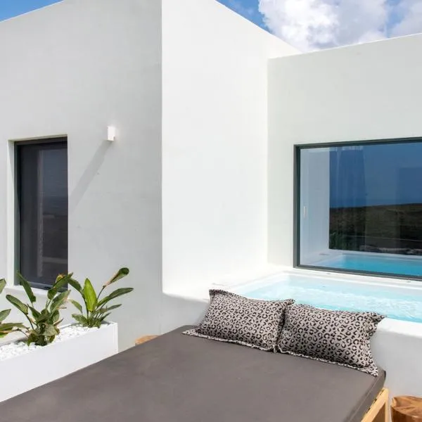 Rockaine Suites Eclipse, hotelli kohteessa Tinos Town