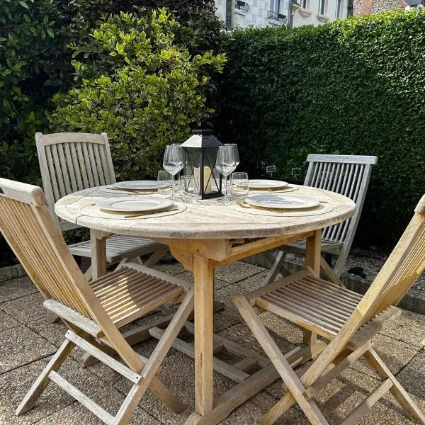 Le Cottage D'Ilona，位于滨海布隆维尔的酒店