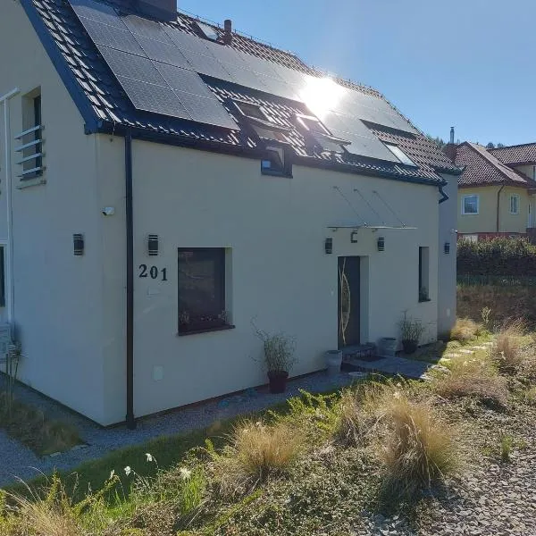 Dom Nad Potokiem Średnia Wieś, hotel a Hoczew