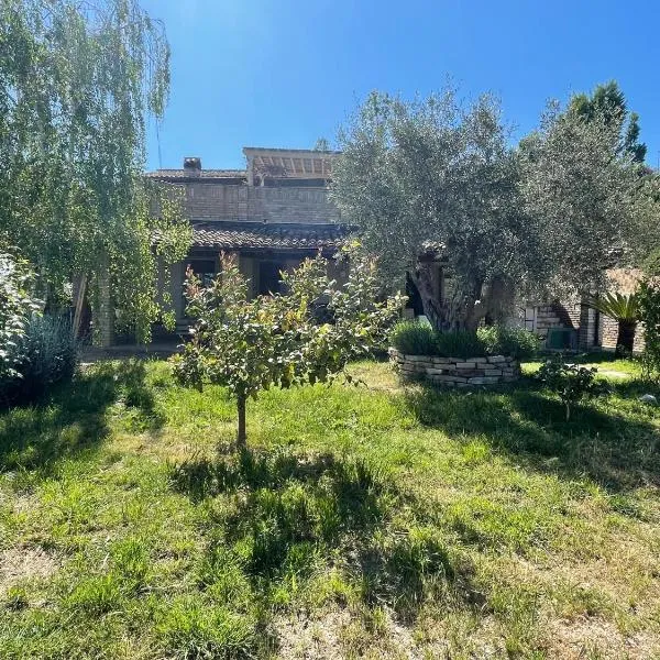 Casa Vuscichè - Stanza di Artemisia, hotel in Roseto degli Abruzzi