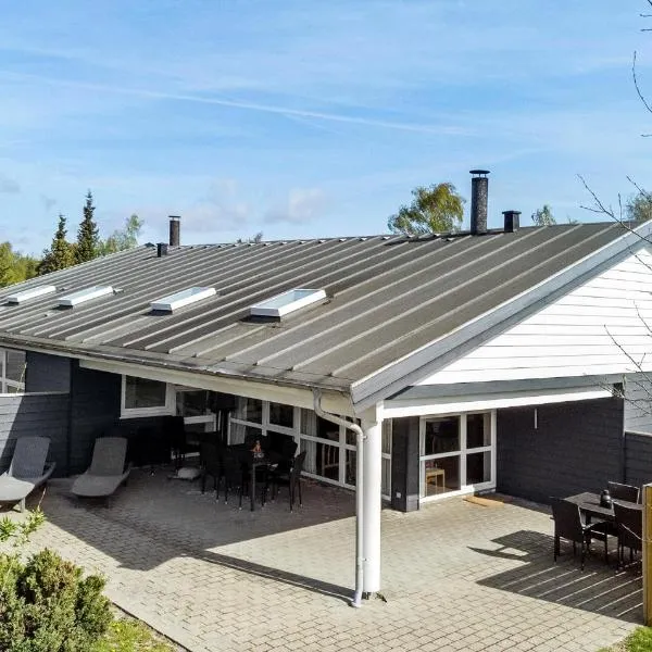 Stunning Home In Væggerløse With Wifi, hotel v destinaci Bøtø By