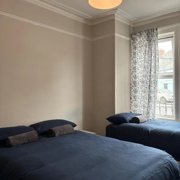 Superb Triple Room near Croke Park - 5, hotel v destinaci Dublin