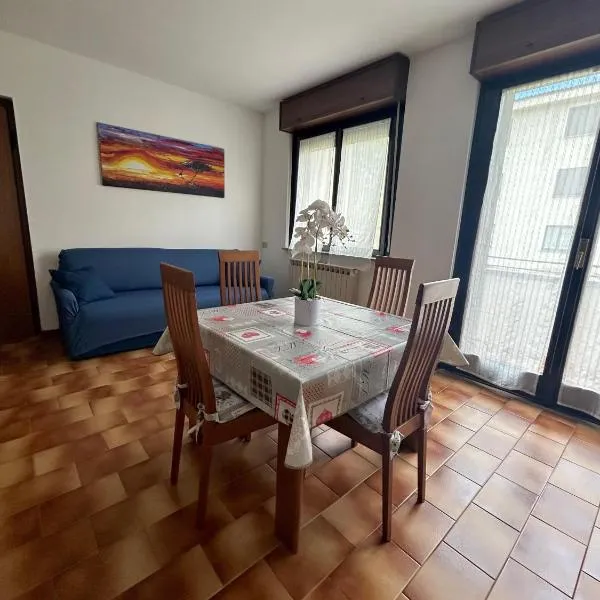 Casa La Brezza, מלון בדרביו