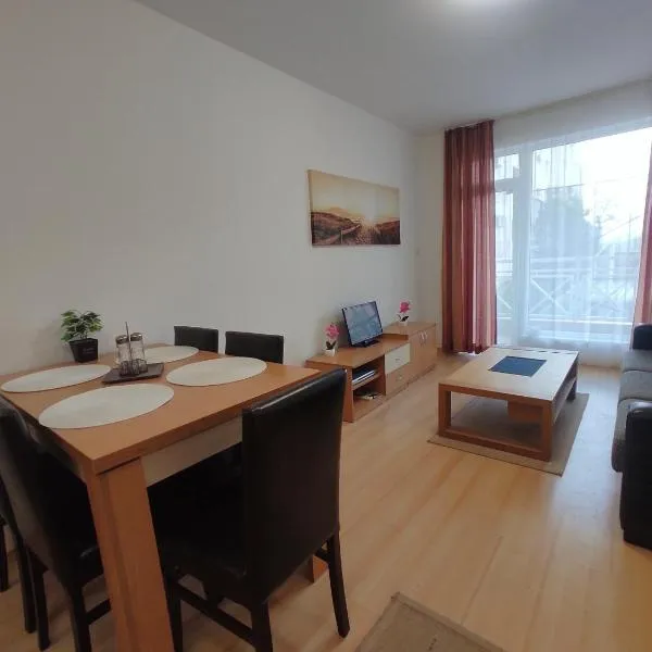 Double Cherry Apartment, Hotel in Sonnenstrand