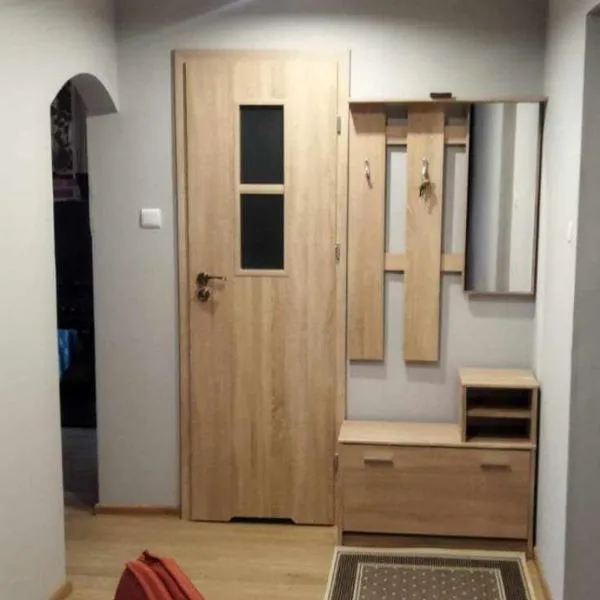 Apartment, 10 min od lotniska, hotel in Miasteczko Śląskie