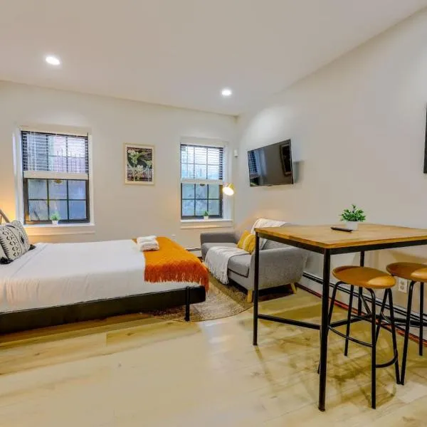 Quiet Studio Circa South End, hotel u gradu Boston