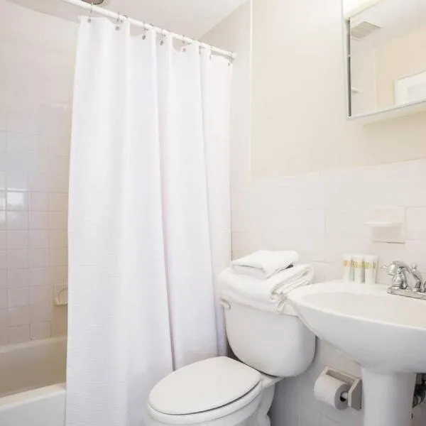Airy, Modern 1BR downtown Boston, hotel din Boston