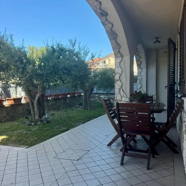 Casa vacanze - I due ulivi- passignano sul Trasimeno, hotel in Passignano sul Trasimeno
