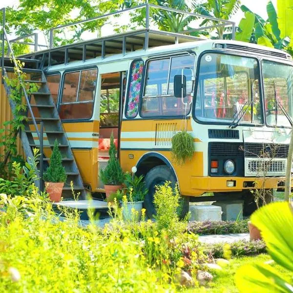 Rusty Garage Homestay Huế, hotel in Hue
